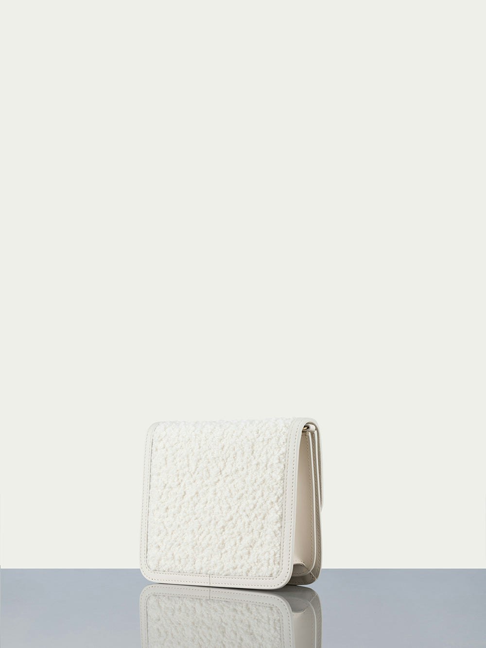 Le Signature Mini Boucle -- Off White